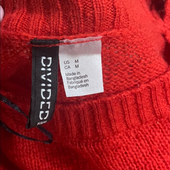 Sweater - Picture 2 of 2